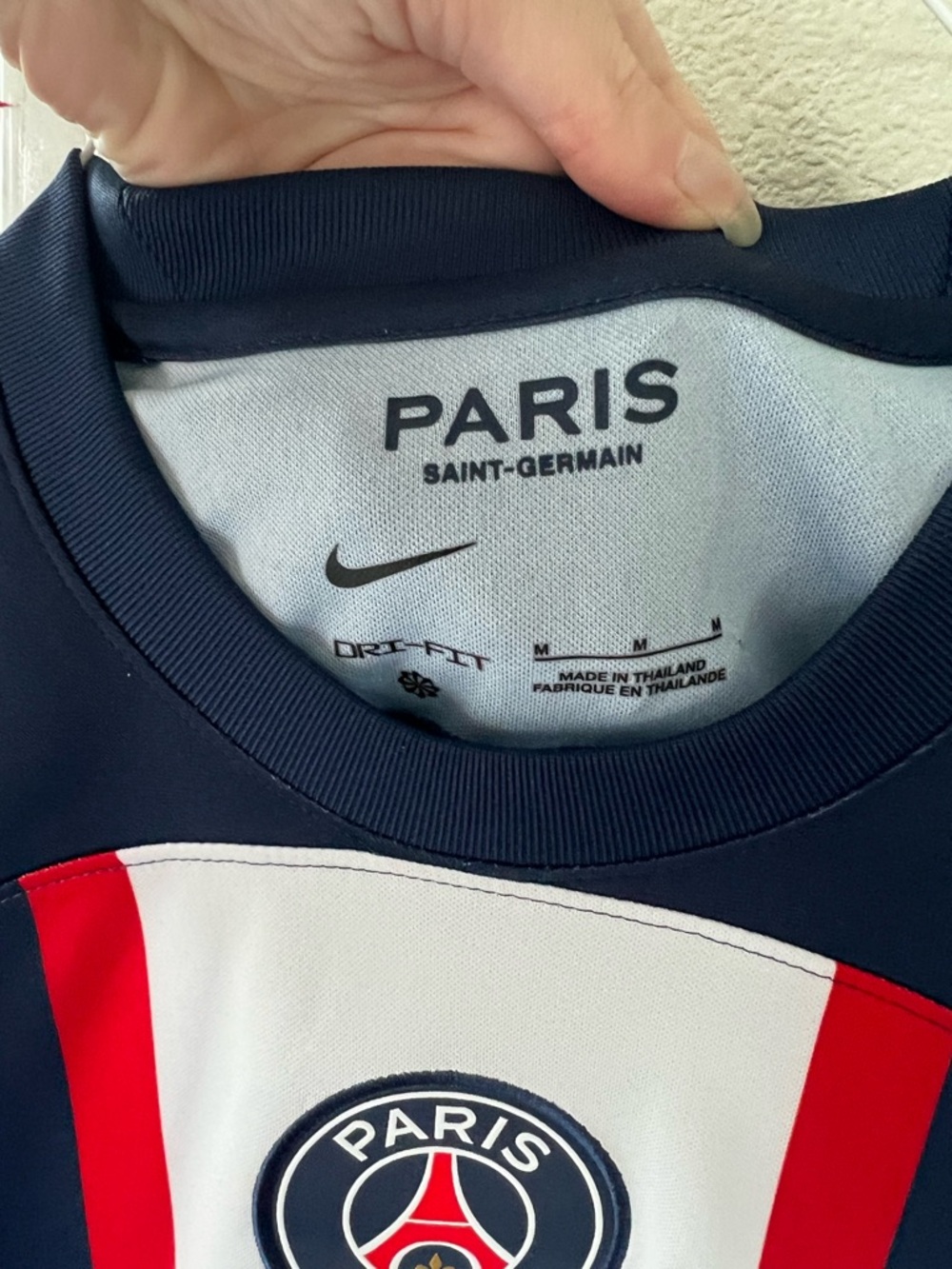 EUC Women’s Medium Paris Saint Germain Neymar Jr. Soccer Jersey - Picture 5 of 9